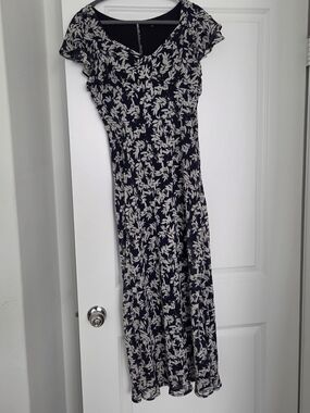 Wishlist Navy Floral Midi Dress with Ivory Leaf Print